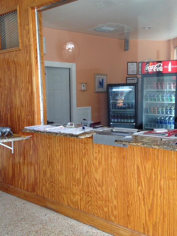 Palacio Inn Motel Miami Springs Екстериор снимка